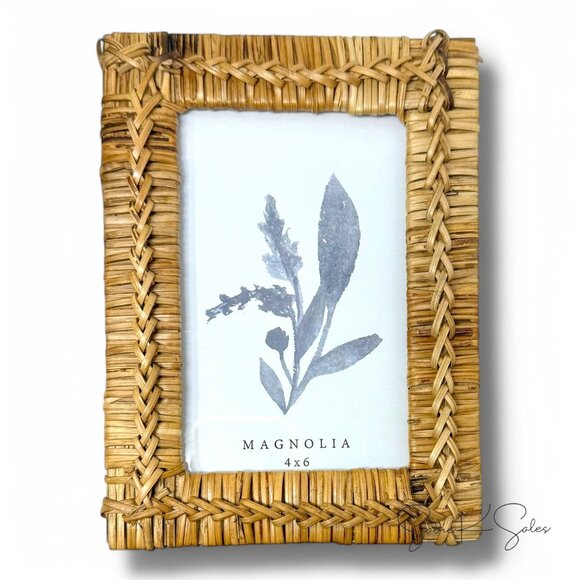 Magnolia 4"x6" Rattan Photo Frame -‎ Joanna Gaines - Magnolia Market - Picture 4 of 5